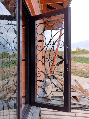 Створка с остеклением Створка с остеклением